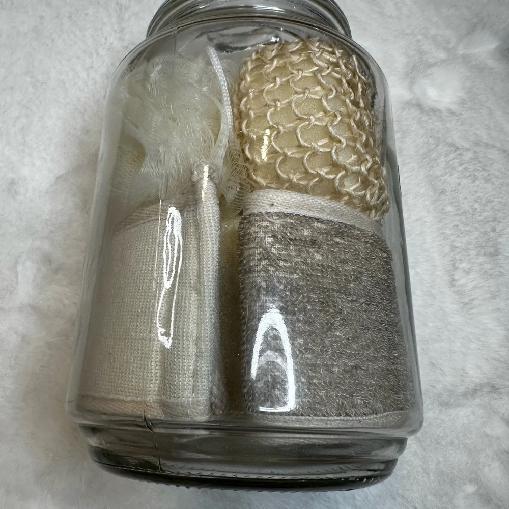 Natural Bath Set in Glass Jar